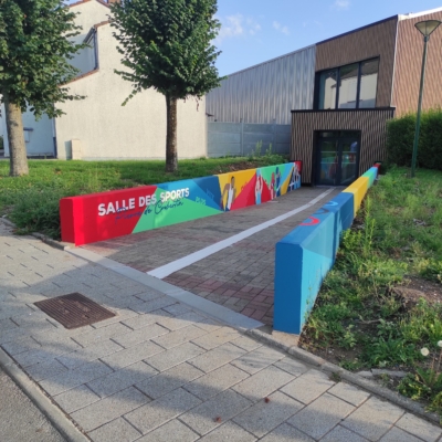 Peint &agrave; la main – Salle de sport Pierre de coubertin – Tilloy (62) – Adrien et Jerome D.