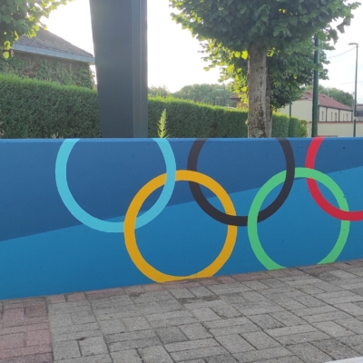 Peint &agrave; la main – Salle de sport Pierre de coubertin – Tilloy (62) – Adrien et Jerome D.