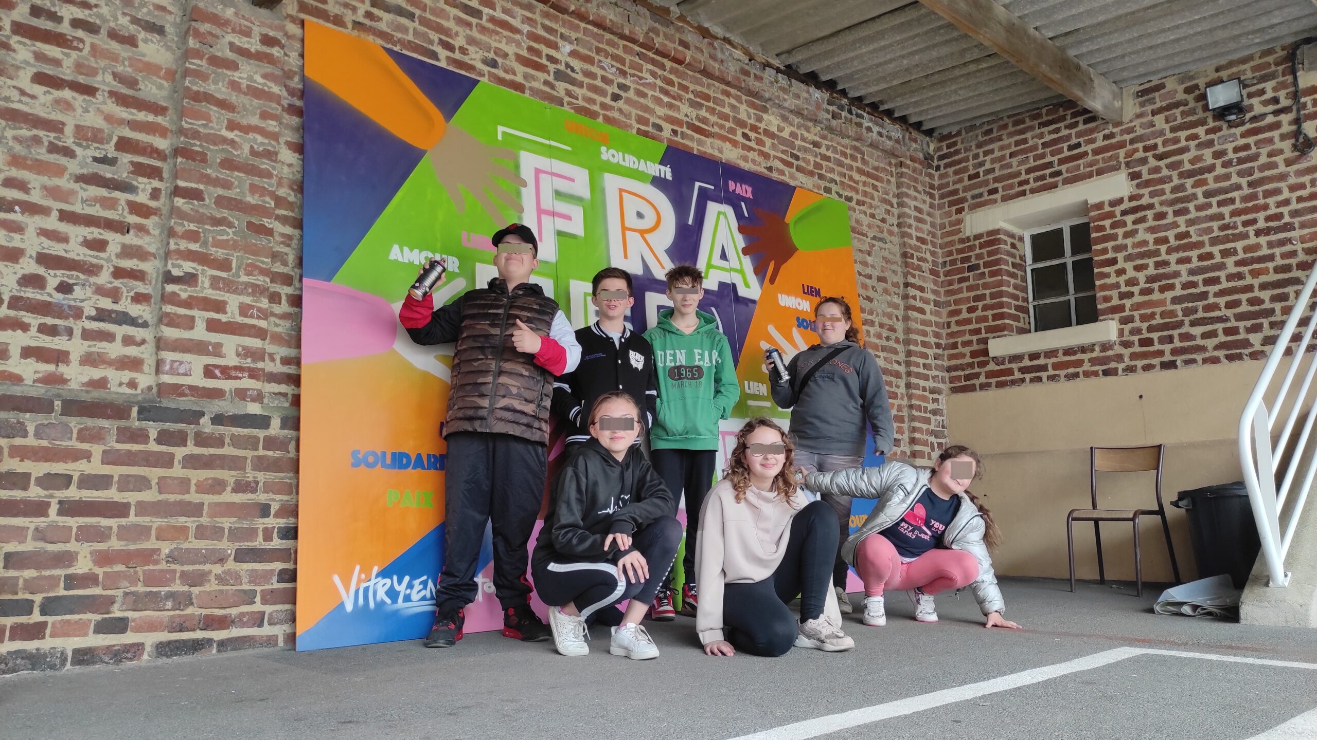 Atelier graffiti en groupe encadré - festival Vitry-en-Artois 2024