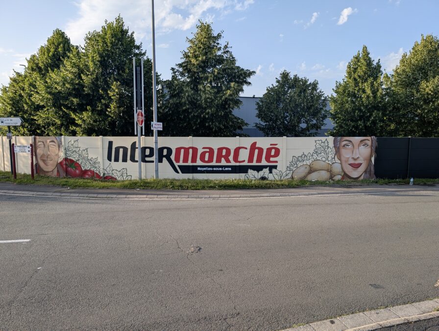 Fresque murale et enseigne peinte : Intermarché à Noyelles-sous-Lens